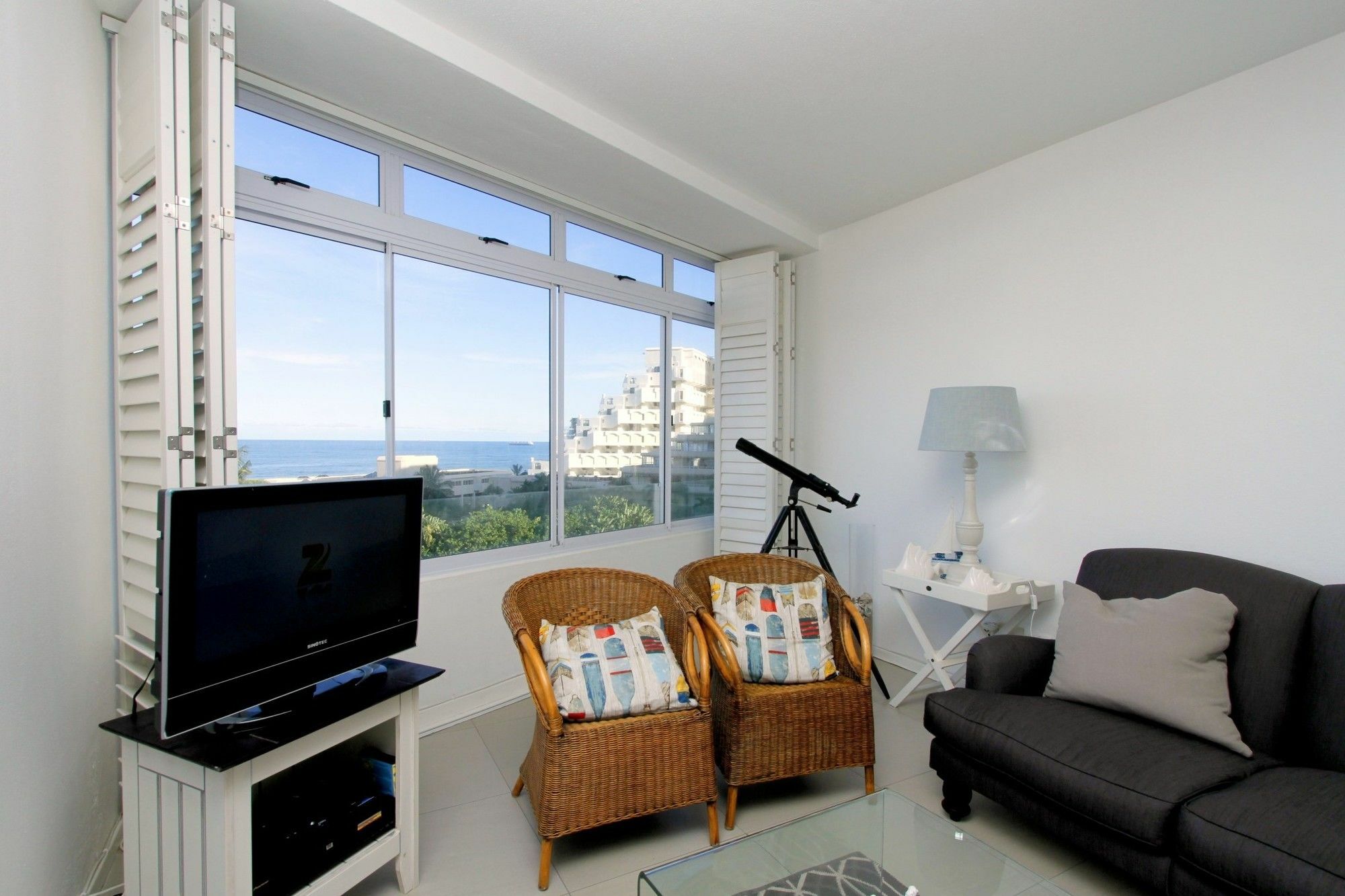 34 Sea Lodge - By Stay In Umhlanga Дурбан Экстерьер фото