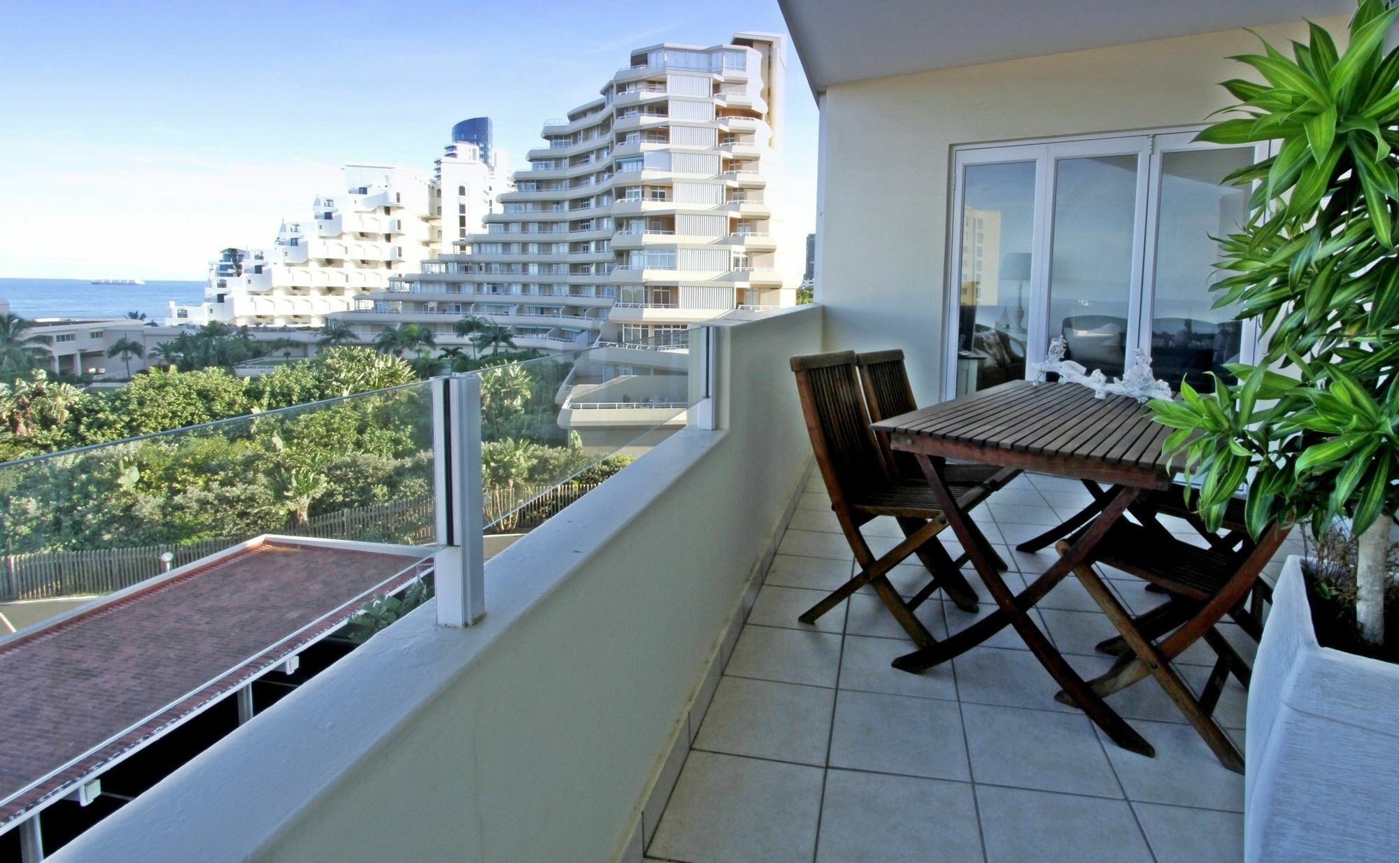 34 Sea Lodge - By Stay In Umhlanga Дурбан Экстерьер фото